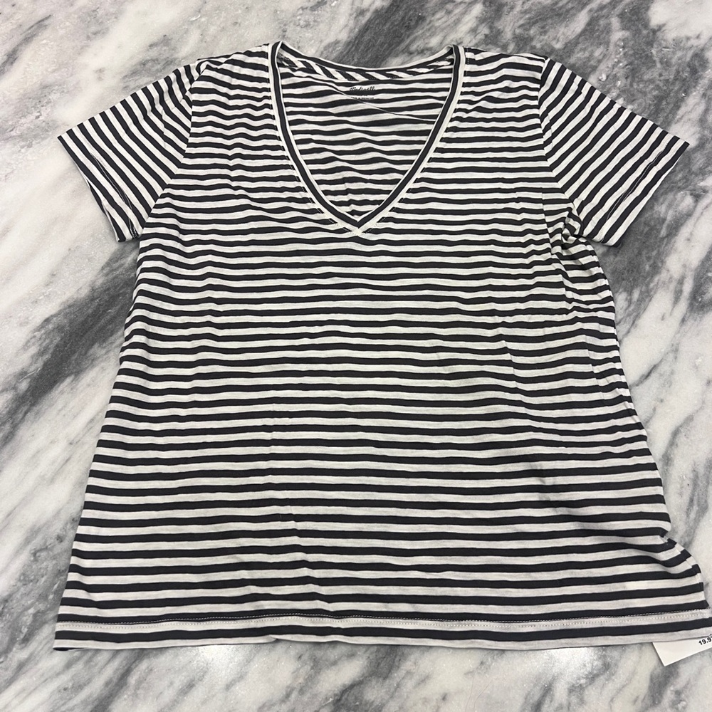 Striped NWT V-Neck Women's Top | Madewell | Warhol Coal